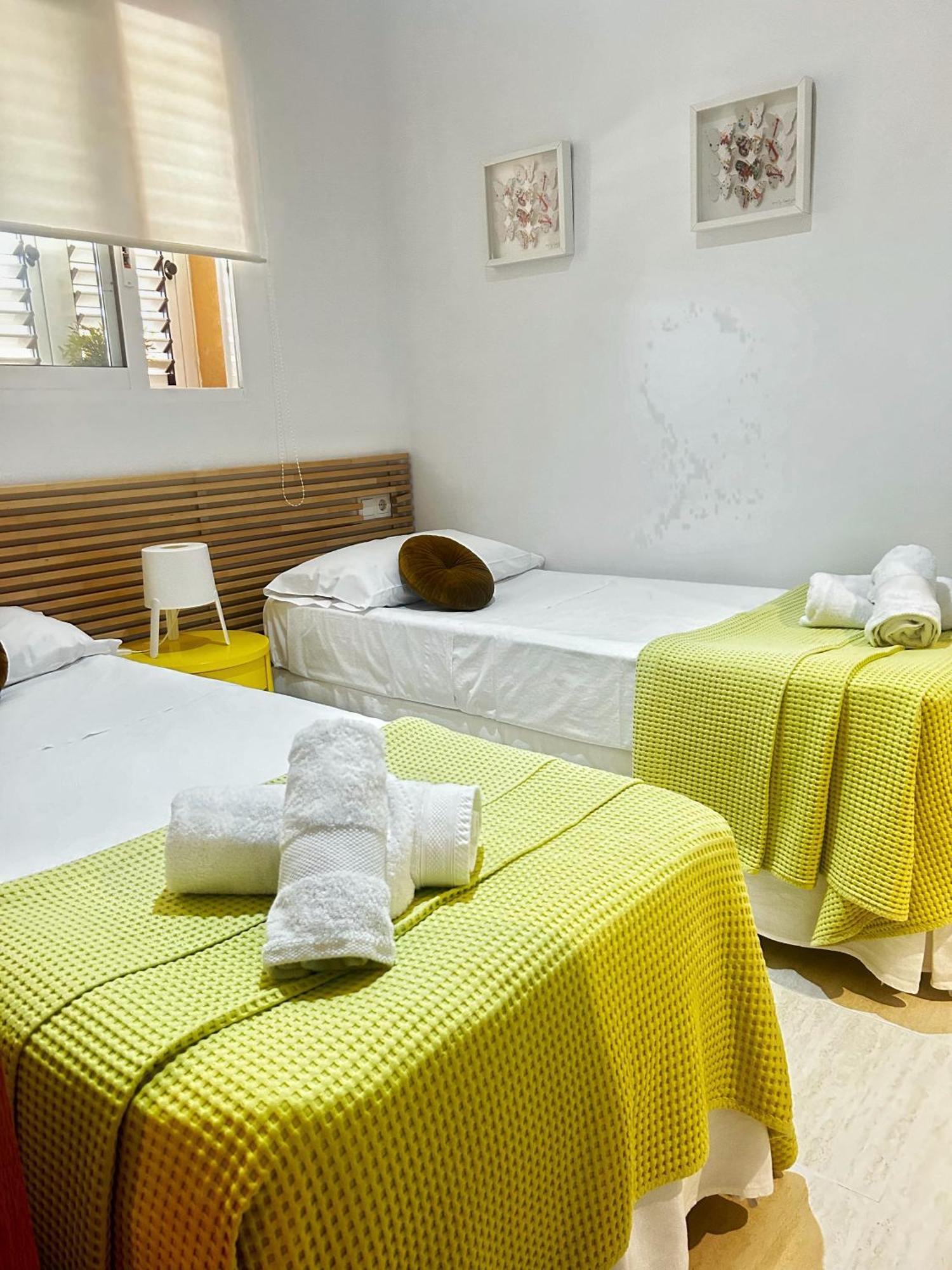 Apartamento Palm Beach Denia Exteriör bild